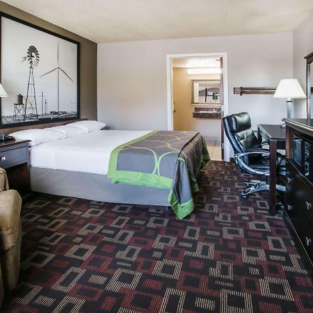Мотель Super 8 By Wyndham Oklahoma Airport Fairgrounds West Экстерьер фото