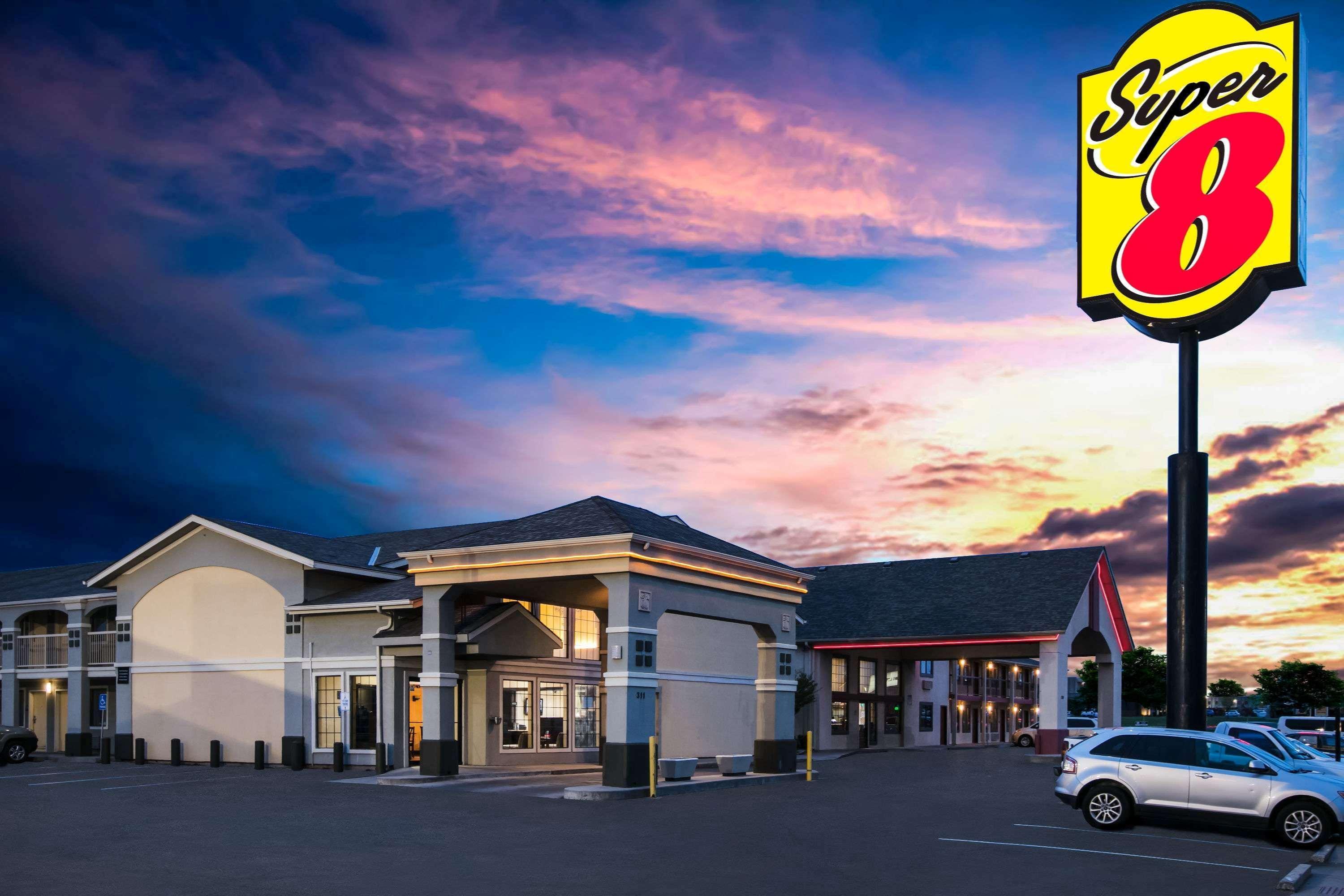 Мотель Super 8 By Wyndham Oklahoma Airport Fairgrounds West Экстерьер фото